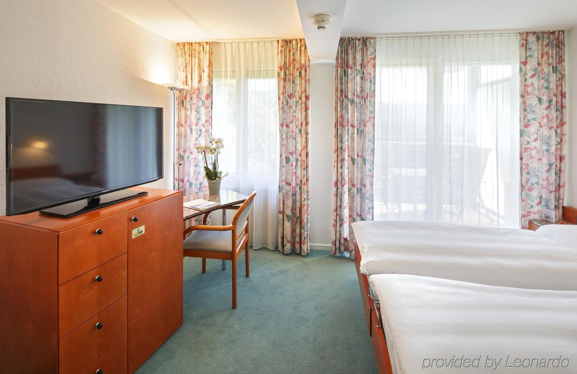 Wellness Hotel Tenedo - Thermalquellen Resort Bad Bad Zurzach Eksteriør billede